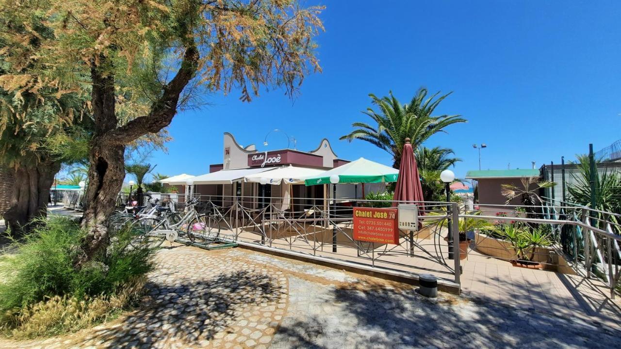 Hotel Pineta San Benedetto del Tronto Buitenkant foto