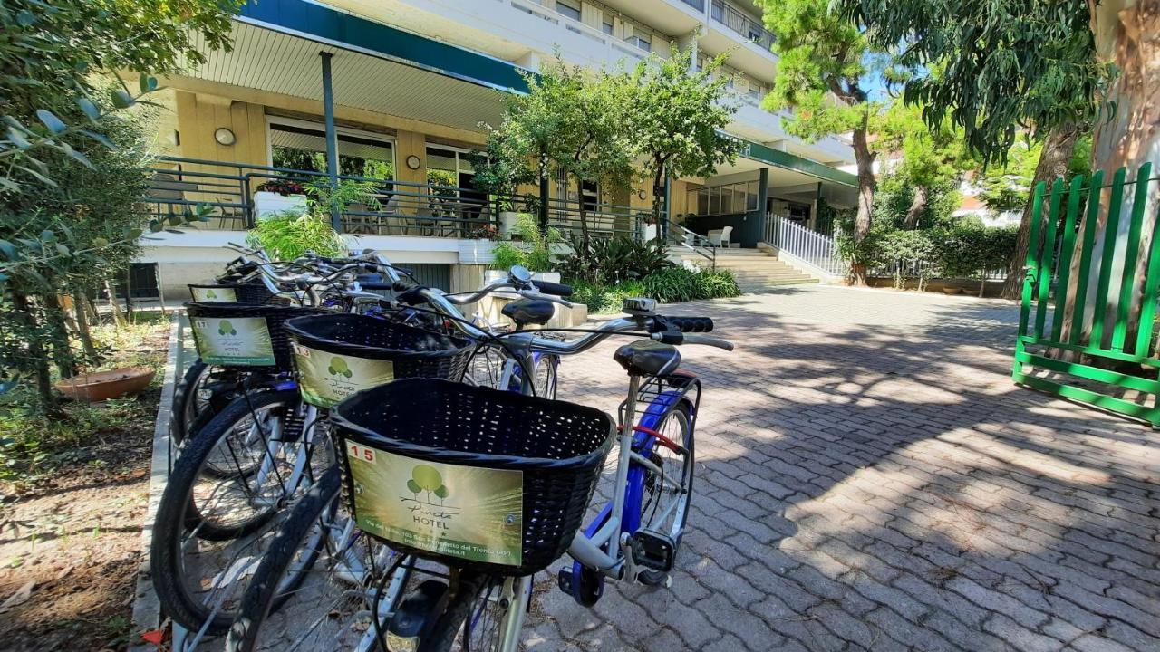 Hotel Pineta San Benedetto del Tronto Buitenkant foto