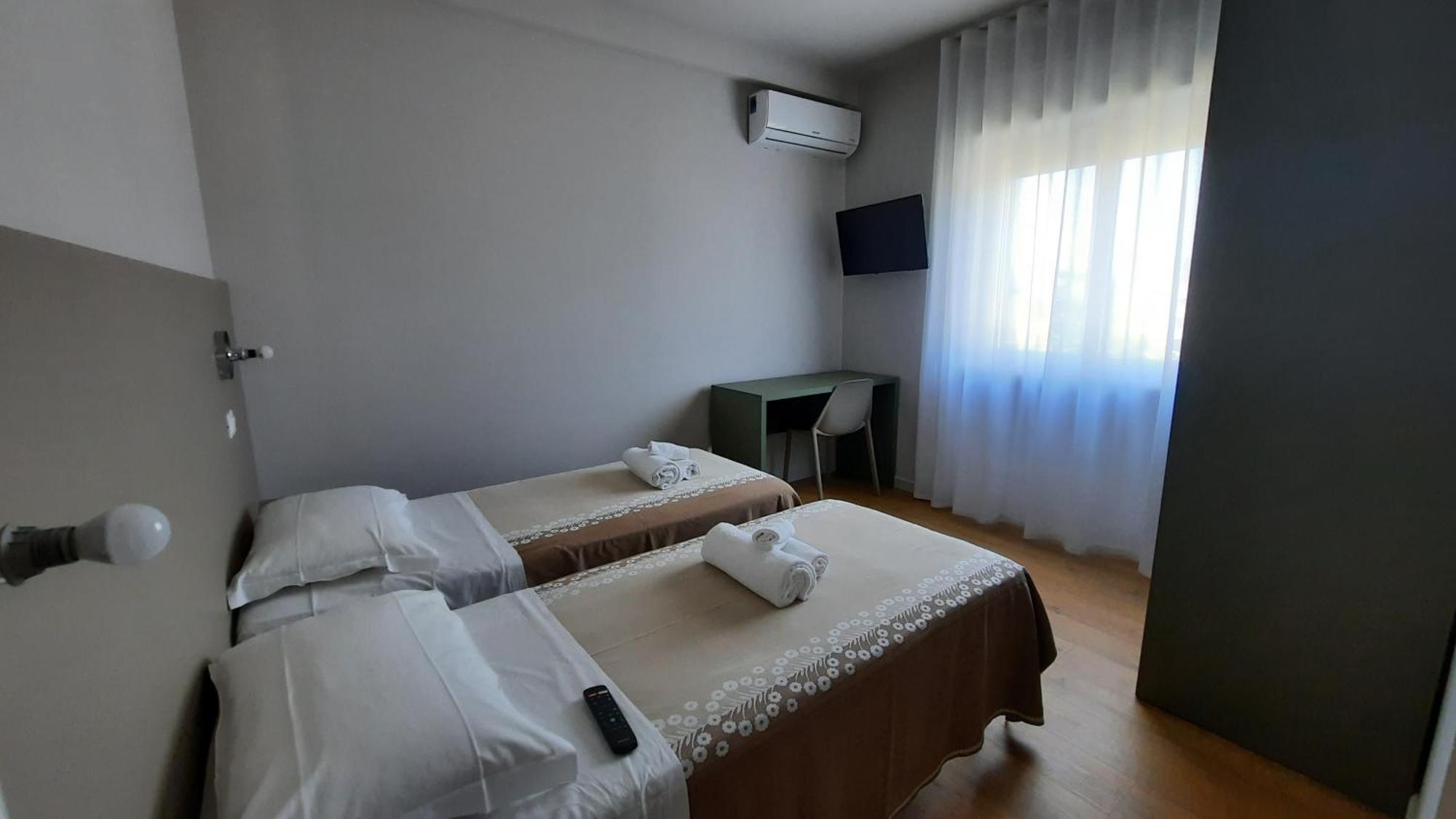 Hotel Pineta San Benedetto del Tronto Buitenkant foto