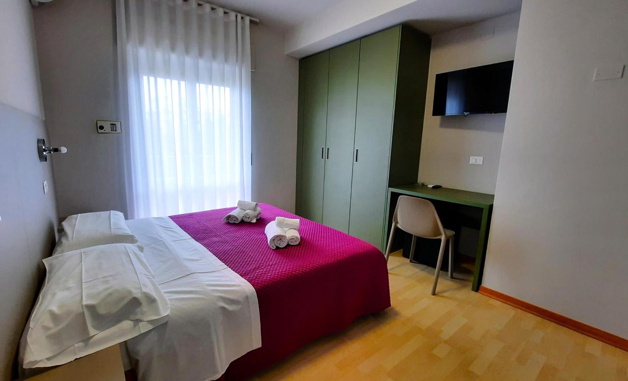 Hotel Pineta San Benedetto del Tronto Buitenkant foto