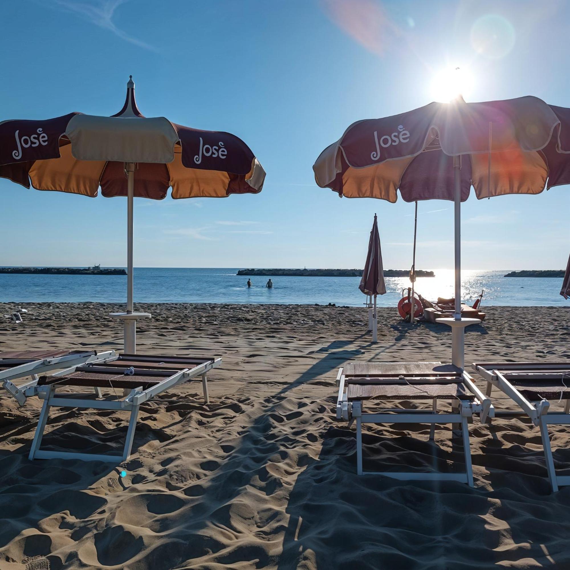 Hotel Pineta San Benedetto del Tronto Buitenkant foto